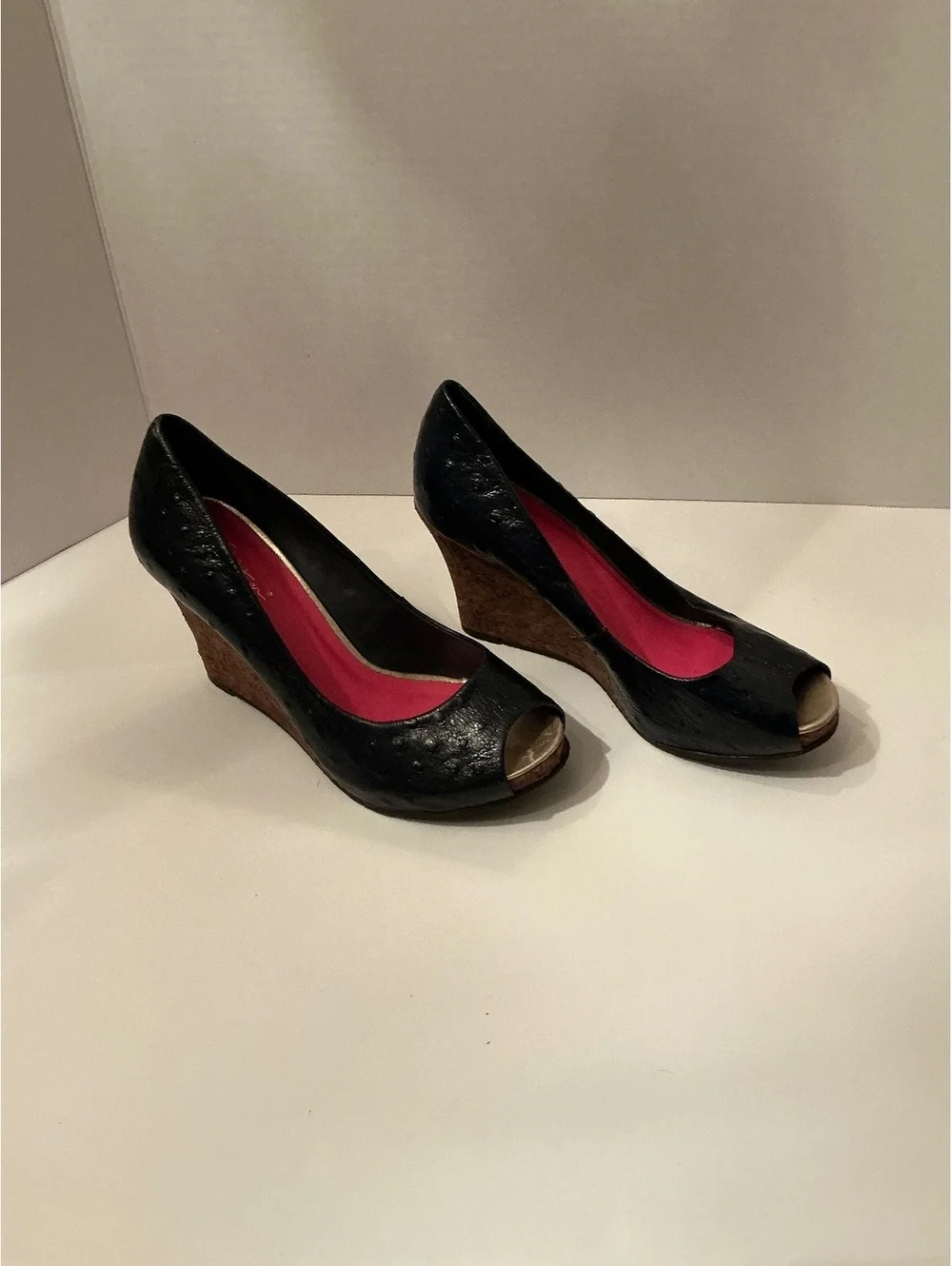 Lilly Pulitzer women’s navy peeptoe wedge heels size 6
